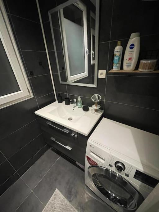 Appartement Centre Paris Arc De Triomphe ภายนอก รูปภาพ